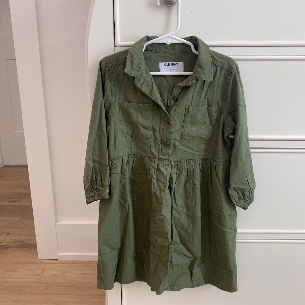 Girls dress